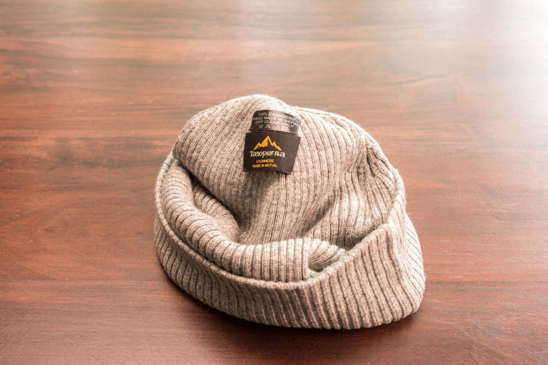 Kaschmirmütze Beanie gerippt mit Umschlag - Grau